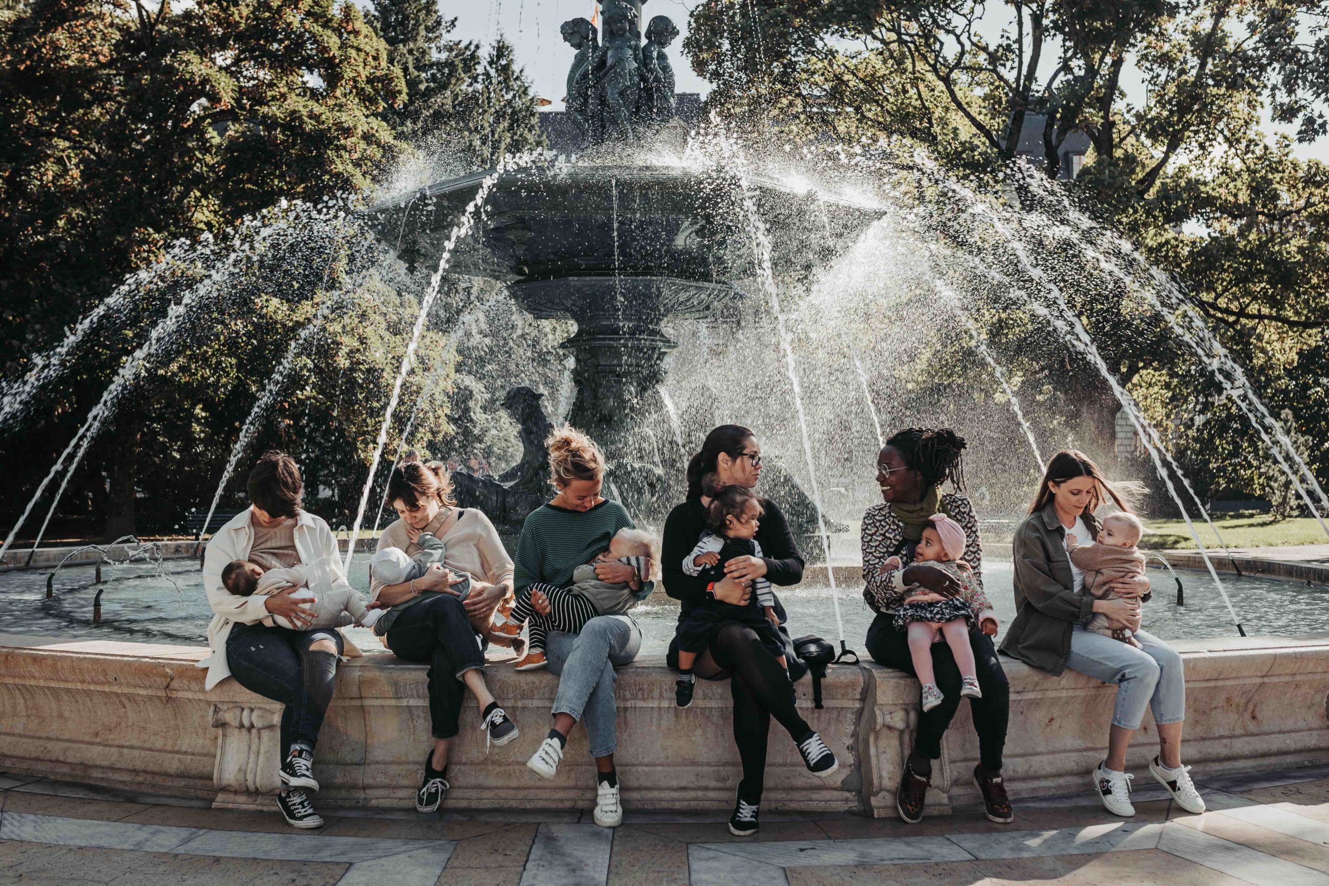 Breastfeeding in public defying taboos MotherStories